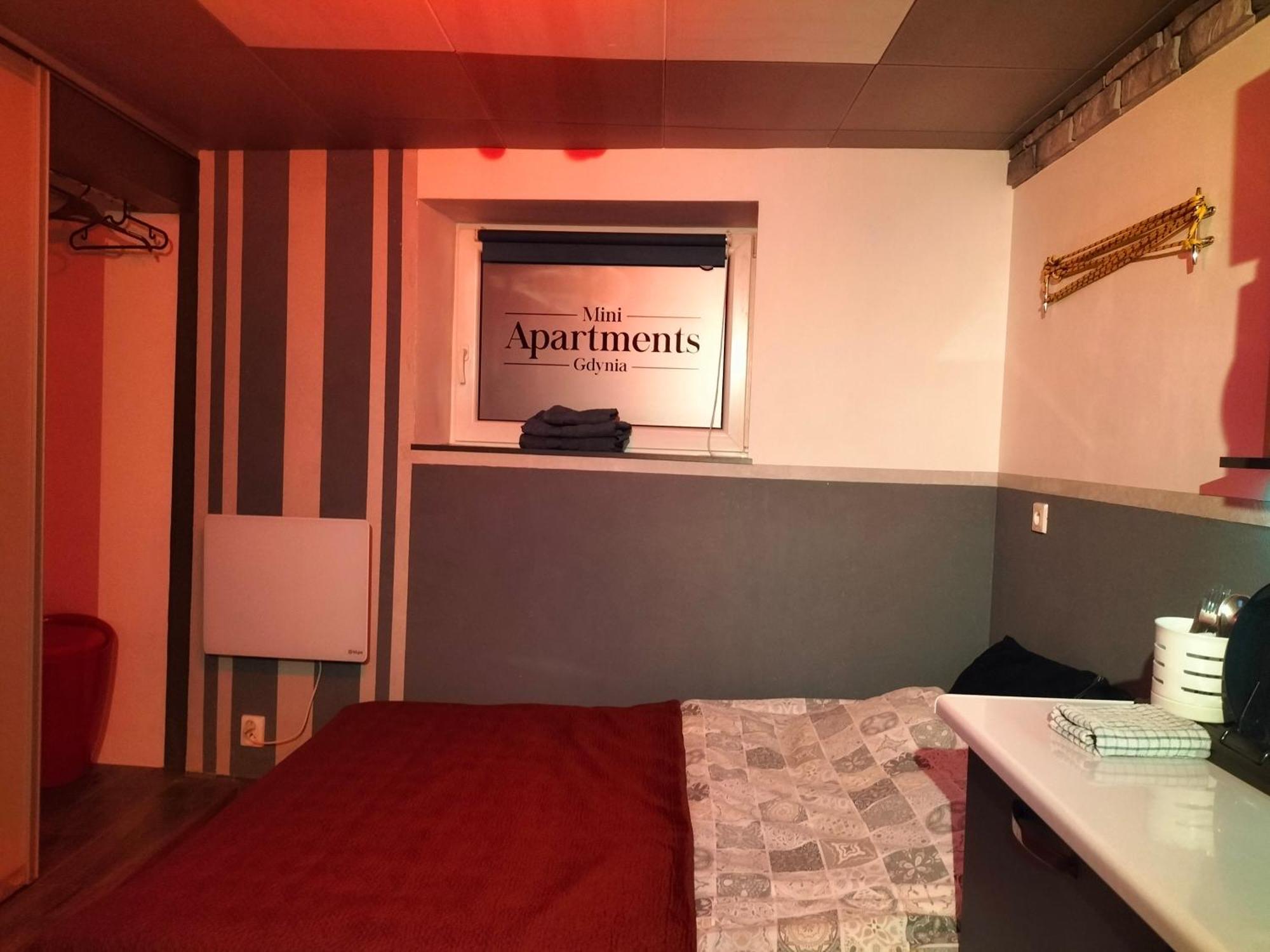 24H Gdynia Mini Apartamenty Na Kod Dostepu & Free Parking & No Keys Zimmer foto